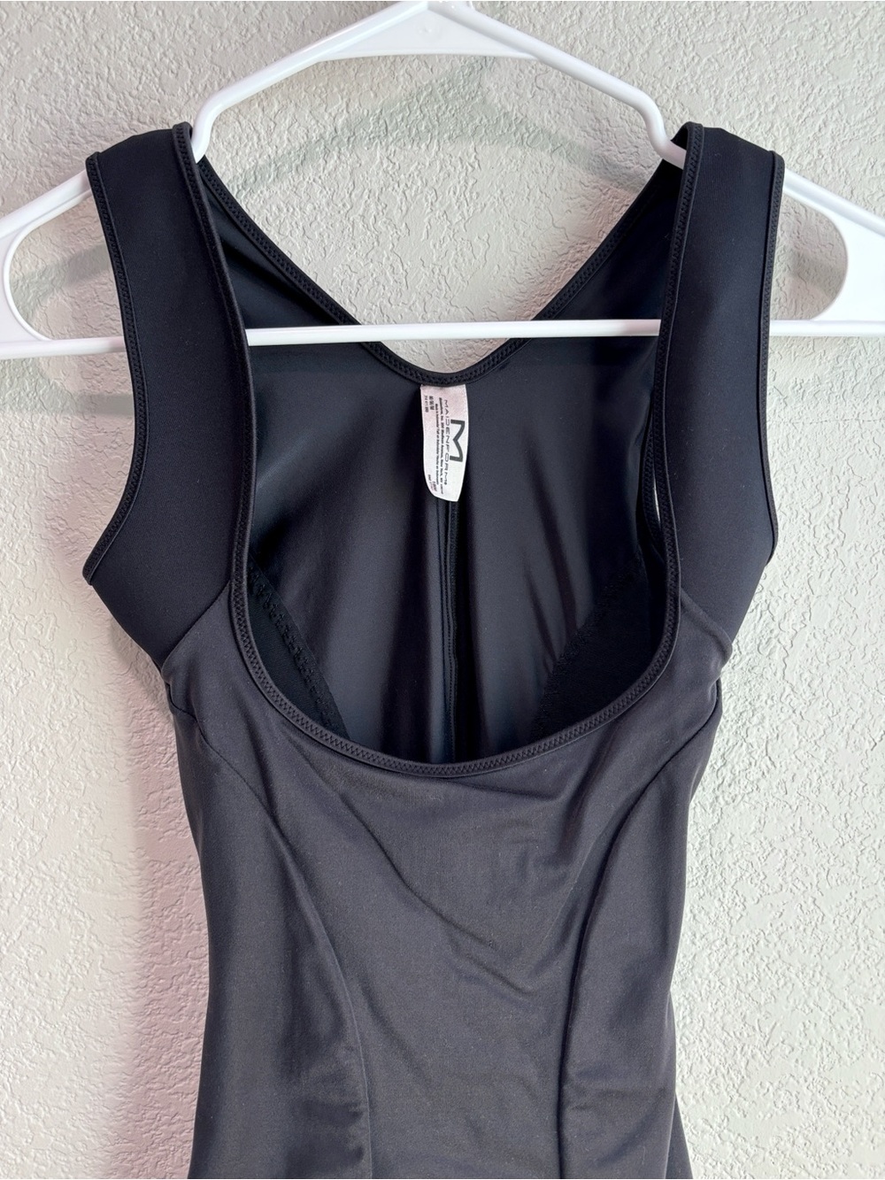 Maidenform 1866 Wear Your Own Bra Shapewear Cami Tank Top Black Medium - Picture 2 of 6